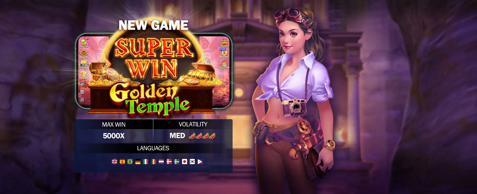 phfun customer service representative assisting a player